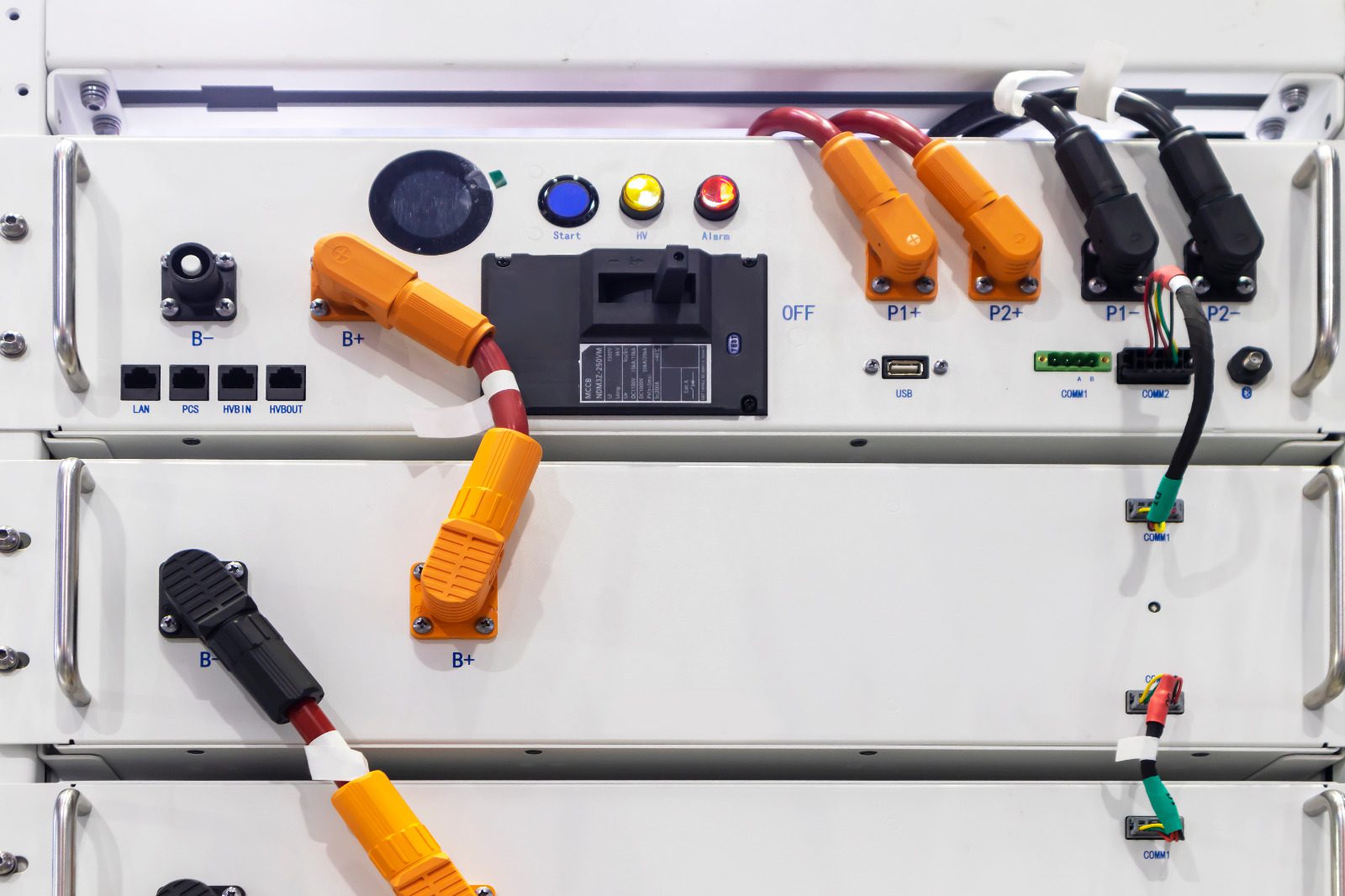 Rack-mounted battery energy storage unit with integrated power distribution, monitoring indicators, and industrial connectors